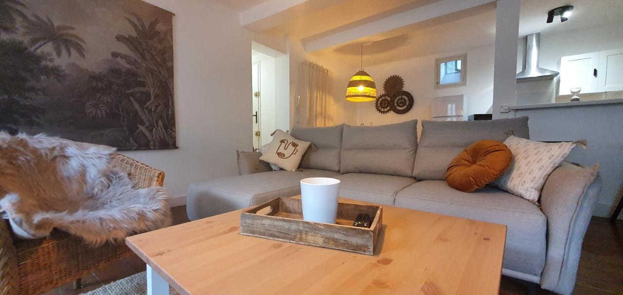 Santocha : Appartement En Plein Coeur De Ville ! Carcassonne Exteriér fotografie