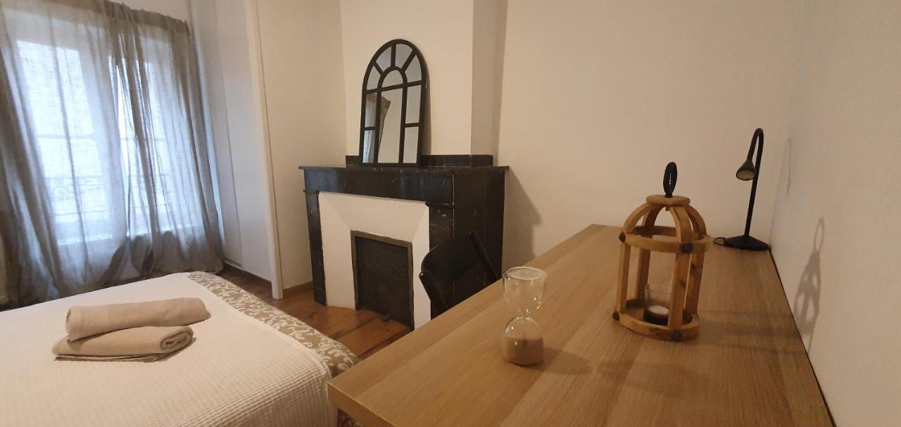 Santocha : Appartement En Plein Coeur De Ville ! Carcassonne Exteriér fotografie